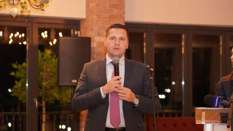 Presedintele CJD – Corneliu Stefan a participat la premierea antreprenorilor  în cadrul Galei Topului Firmelor din Dâmbovița