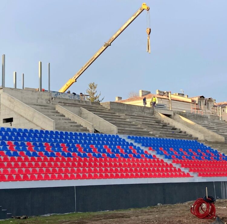 Stadionul „Eugen Popescu” prinde contur, în ritm susținut!