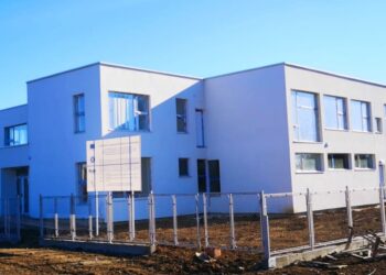 Lucrările de construire a primei grădinițe din cartierul Sagricom se apropie de final