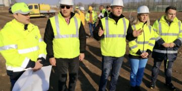 Astăzi, am făcut o nouă vizită de lucru pe șantierul care vizează construirea celui mai mare parc din municipiul Târgoviște