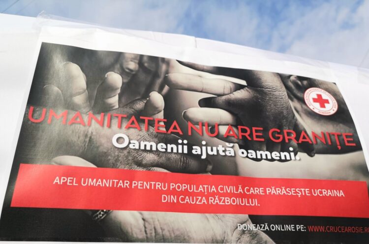 Împreună cu reprezentanții Crucii Roșii, filiala Dâmbovița, am decis să organizăm și la Târgoviște campania umanitară: „OAMENII ajută OAMENI”