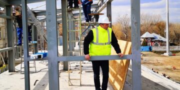 Astăzi, am mers din nou pe șantierul de reconstrucție a stadionului „Eugen Popescu”
