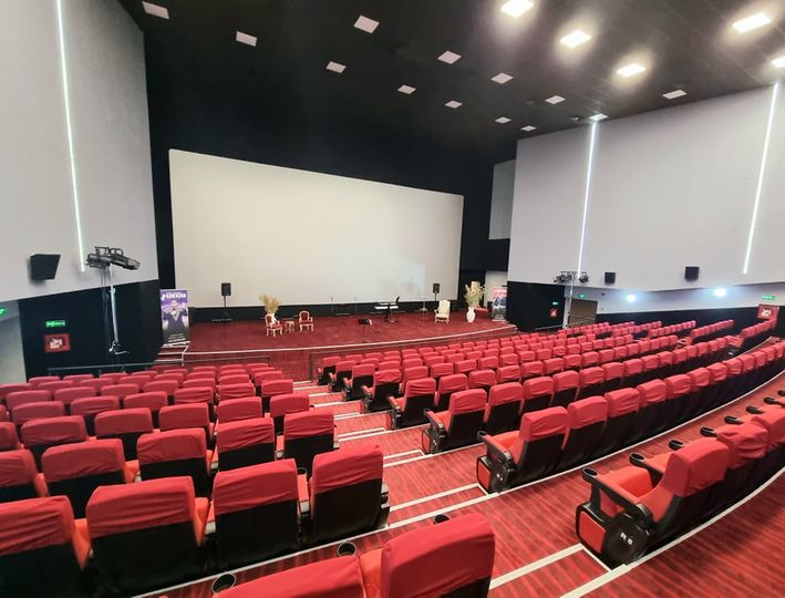 Program extins la Cinematograful „Independența”