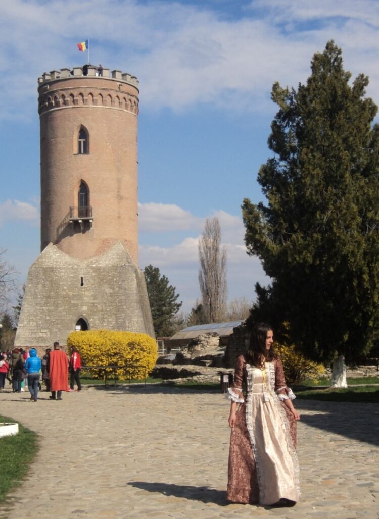 Intrare gratuită pentru domnișoare și doamne la muzeele dâmboviţene, de 8 martie