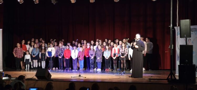 CORUL DE COPII „ANASTASIS” A PARTICIPAT LA SPECTACOLUL „SERENADA PRIMĂVERII” ORGANIZAT DE ȘCOALA DE BALET ȘI DANS „HAPPY DANCE ACADEMY”