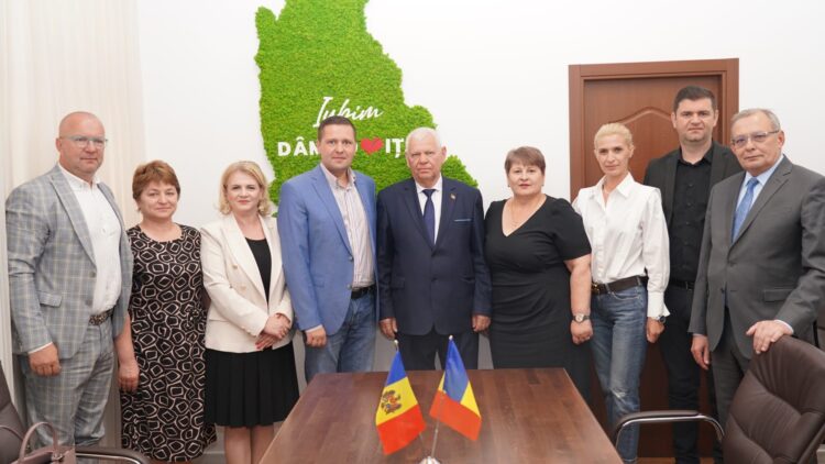 Relațiile de prietenie dintre Județul Dâmbovița și Raionul Ialoveni, din Republica Moldova, susținute și consolidate de președintele Corneliu Ștefan