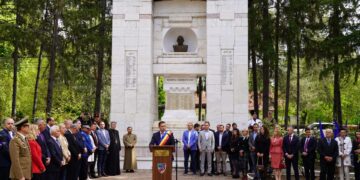 9 Mai – triplă sărbătoare pentru români