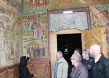 PELERINAJ LA MÂNĂSTIRI DIN ARHIEPISCOPIA TÂRGOVIȘTEI A UNOR PERSOANE PRIVATE DE LIBERTATE DE LA PENITENCIARUL GĂEȘTI