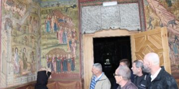 PELERINAJ LA MÂNĂSTIRI DIN ARHIEPISCOPIA TÂRGOVIȘTEI A UNOR PERSOANE PRIVATE DE LIBERTATE DE LA PENITENCIARUL GĂEȘTI