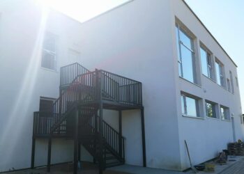 Lucrările de construire a primei grădinițe din cartierul Sagricom se apropie de final