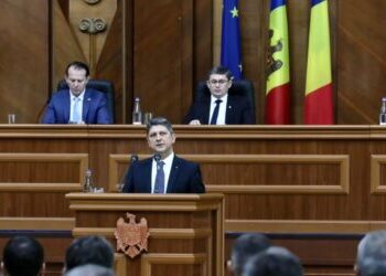 Prima ședință comună a celor două Parlamente din România și Republica Moldova. Senatorul PSD de Dâmbovița, Titus Corlățean, susține acordarea Statutului de candidat la UE pentru Republica Moldova la Consiliul European din 23-24 iunie