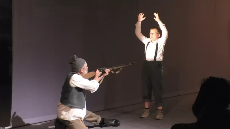 „Moartea lui Ipu”, pus în scenă de Teatrul Dramatic „I.D. Sîrbu” Petroșani