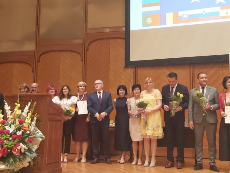 Liceul Teoretic IC Vissarion a obținut titlul de Școală Europeană