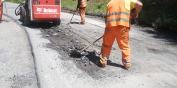 LUCRĂRI LA INFRASTRUCTURA RUTIERĂ DIN JUDEȚ FĂCUTE DE CĂTRE SC LDP DÂMBOVIȚA