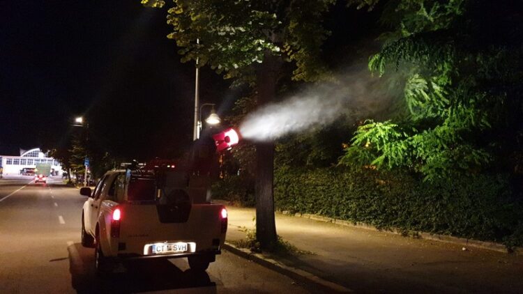 ACȚIUNE AMPLĂ DE DEZINSECȚIE ÎN COMUNA BUTIMANU!
