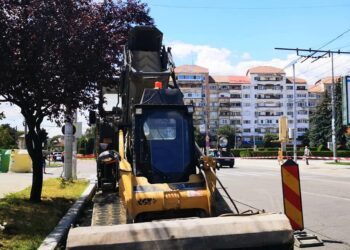 Vor debuta și lucrările de reabilitare a părții carosabile a bulevardului Mircea cel Bătrân