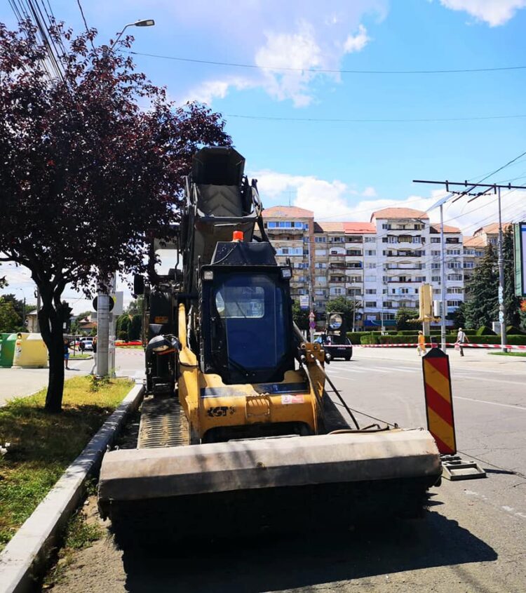 Vor debuta și lucrările de reabilitare a părții carosabile a bulevardului Mircea cel Bătrân