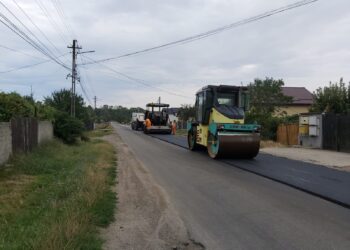 Lucrări Drumuri Poduri Dâmbovița-Aplicare îmbracaminte asfaltică în mai multe localități