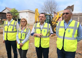 A debutat investiția în cadrul căreia  vor fi realizate încă 3 parcări în orașul Târgoviște