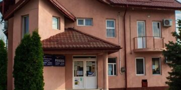 Anunt organizare concurs pentru ocuparea unui post vacant de ingrijitor centru de zi – Vezi detalii