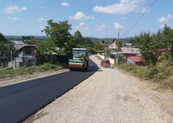 LUCRĂRI DRUMURI PODURI DÂMBOVIȚA-APLICARE ȘI REPARATII ÎMBRACAMINTE ASFALTICĂ ÎN MAI MULTE LOCALITĂȚI