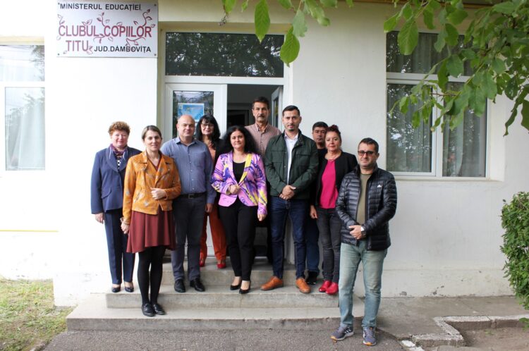 Astăzi, Clubul Copiilor din Titu și-a redeschis oficial porțile