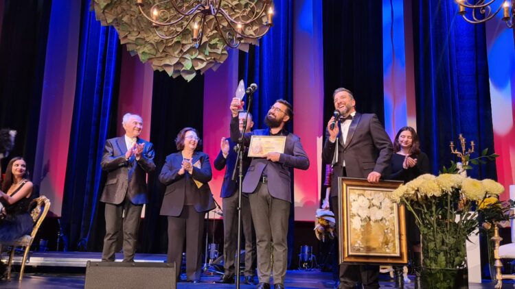 Florian Popa, câștigătorul Trofeului – Crizantema de Aur 2022