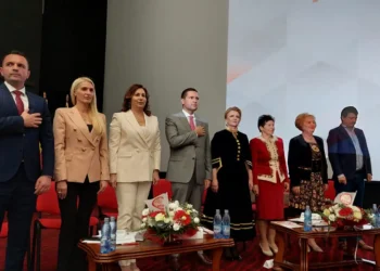 Deputatul Carmen Holban a fost aleasă în unanimitate de voturi Președinta Organizației de Femei Dâmbovița