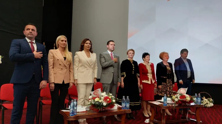 Deputatul Carmen Holban a fost aleasă în unanimitate de voturi Președinta Organizației de Femei Dâmbovița