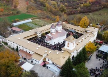 A AVUT LOC RESFINȚIREA BISERICII MÂNĂSTIRII VIFORÂTA DE LÂNGĂ TÂRGOVIȘTE