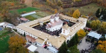 A AVUT LOC RESFINȚIREA BISERICII MÂNĂSTIRII VIFORÂTA DE LÂNGĂ TÂRGOVIȘTE