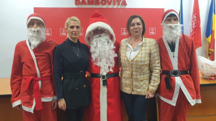 Organizaţia Județeană a Femeilor Social-Democrate gazdele colindătorilor din județul Dâmbovița