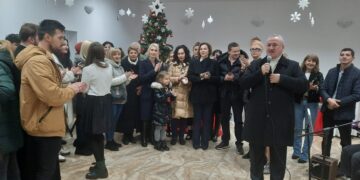 Conducerea Organizației Femeilor Social-Democrate Dâmbovița, împreună cu președintele PSD Dâmbovița, Corneliu Ștefan,  au participat la „Târgul de Crăciun cu miresme de sărbători” desfășurat în comuna Vulcana Pandele