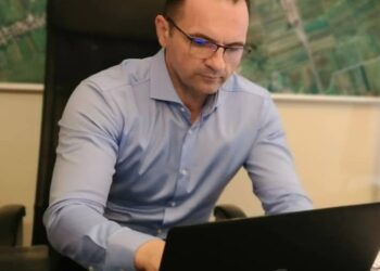 Primarul Daniel Cristian Stan, îndeamnă locuitorii sa plătească taxele on-line