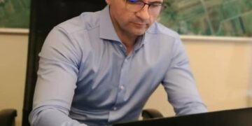 Primarul Daniel Cristian Stan, îndeamnă locuitorii sa plătească taxele on-line