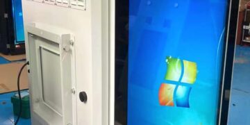 Primele stații de călători moderne, destinate municipiului Târgoviște, sunt pregătite de livrare