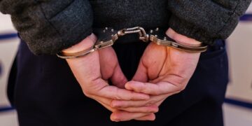 Reținut pentru portul sau folosirea fără drept de obiecte periculoase