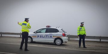 Peste 290 de sanctiuni contraventionale, 17 permise de conducere reținute,9 certificate de înmatriculare retrase, sunt câteva din rezultate polițiștilor obtinute în cadrul acțiunilor desfășurate