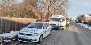 Sofer de microbuz prins băut la volan