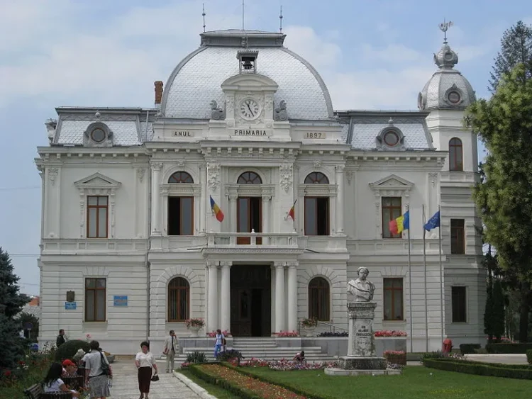 Modernizarea transportului public la nivelul zonei urbane funcționale Târgoviște prin achiziția de autobuze ecologice – etapa I