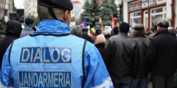 ‭Măsuri de ordine publică asigurate de jandarmii dâmbovițeni la o acțiune de‬ ‭protest avizată favorabil‬