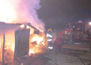 Incendiu izbucnit la o casă din localitatea Vlădeni