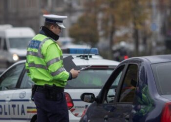 Infracțiuni la regimul rutier, constatate de polițiști