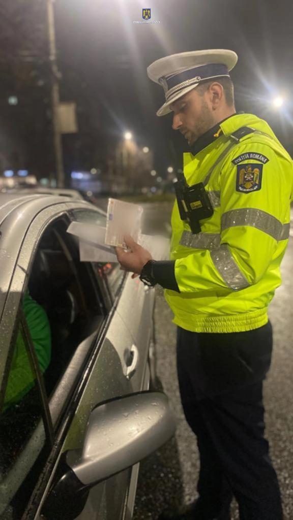 VIDEO- Peste 400 de sancțiuni aplicate de polițiști în urma unei razii organizate în cursul serii de 25 februarie
