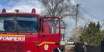 Incendiu izbucnit la o casă în localitatea Broșteni