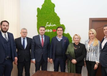 Astăzi au avut loc primele discuții cu firma care a câștigat contractul proiectului pentru lărgirea la patru benzi a DN 71 Bâldana – Târgoviște