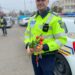 La început de primăvară, polițiștii rutieri au ”sancționat” doamnele și domnișoarele cu flori