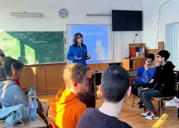 Jandarmii au continuat acțiunile de prevenire în rândul elevilor dâmbovițeni