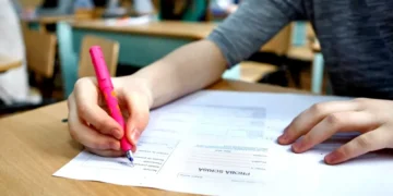 4.270  absolvenți ai clasei a VIII-a vor susține simularea Evaluării Naționale în județul Dâmbovița
