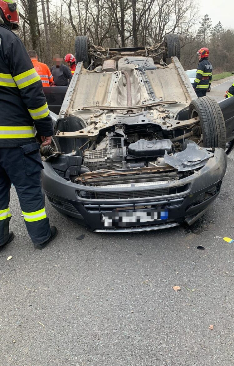Accident rutier produs în localitatea Priseaca.